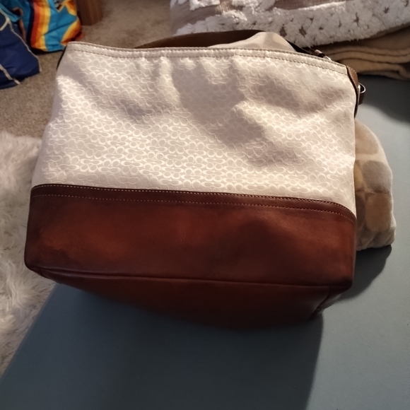 Preowned Vtg Signature Jacquard & leather Tan Tote - Picture 5 of 8